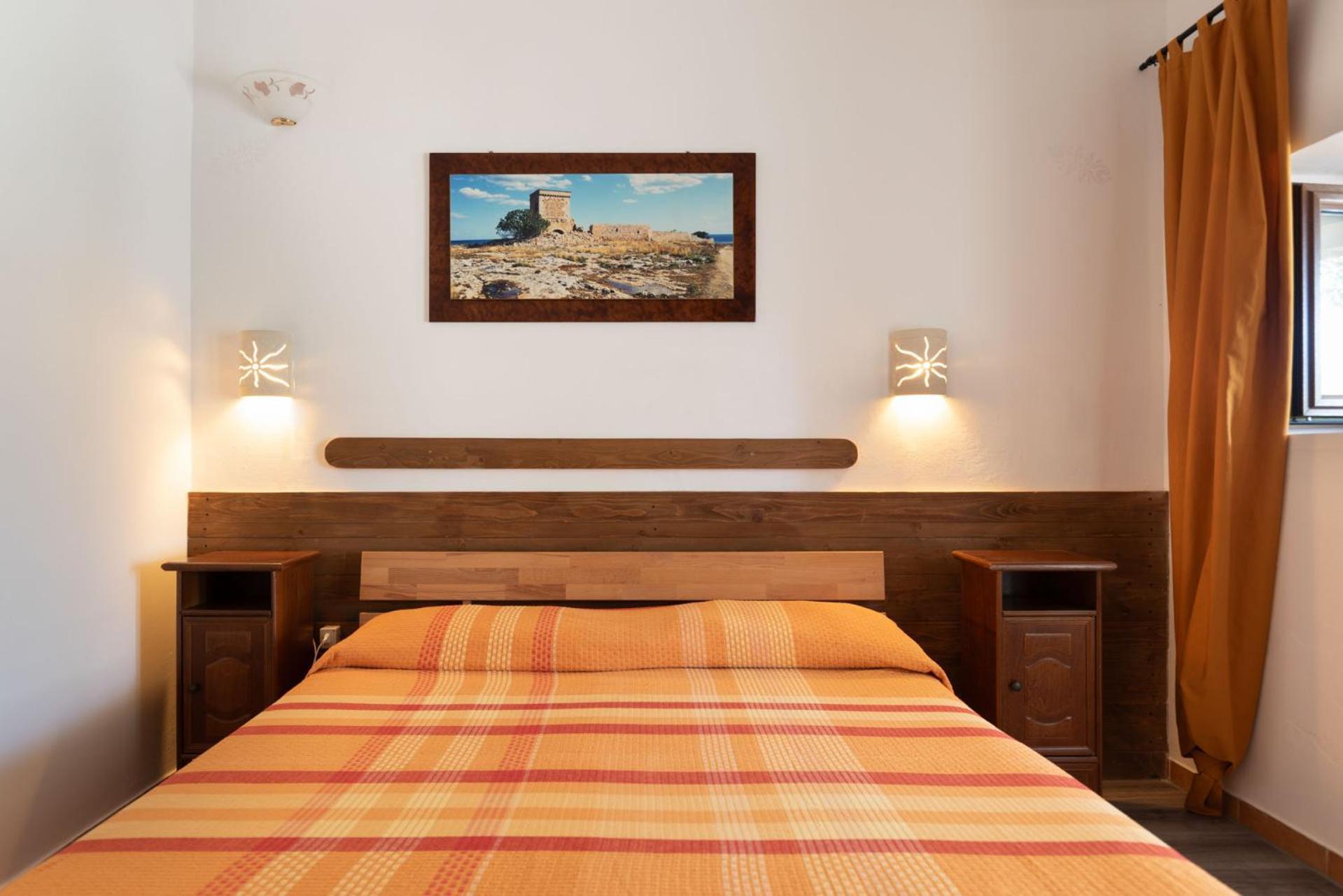 Bio-Agriturismo Masseria La Palombara Salve Eksteriør billede